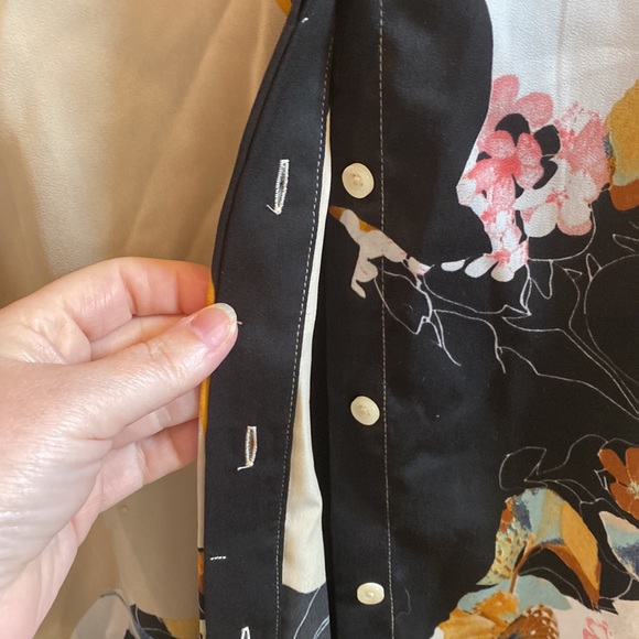 EUC Floral Button Down Formal Shirt by Phillip Jim Women’s Size S Small - Picture 7 of 9